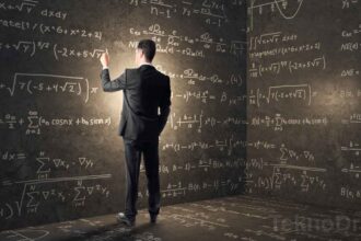 Nobel Ödüllü Fizikçi, Matematik Gizemini Claude AI ile Çözdü